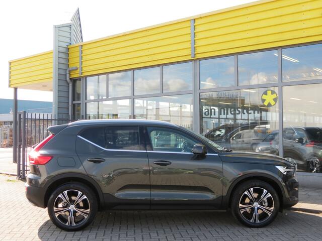 Volvo XC40 2.0 T4 AWD Inscription -190pk- Automaat | Four-C | Panoramadak | Harman Kardon | Rijklaarprijs incl 1 jaar Bovag garantie