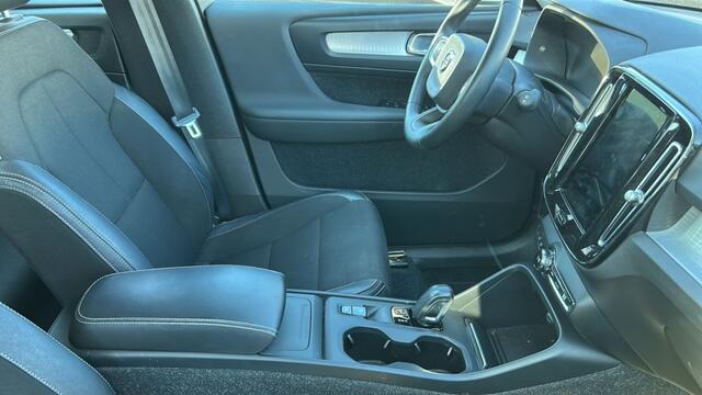 Volvo XC40 1.5 T3 MOMENTUM