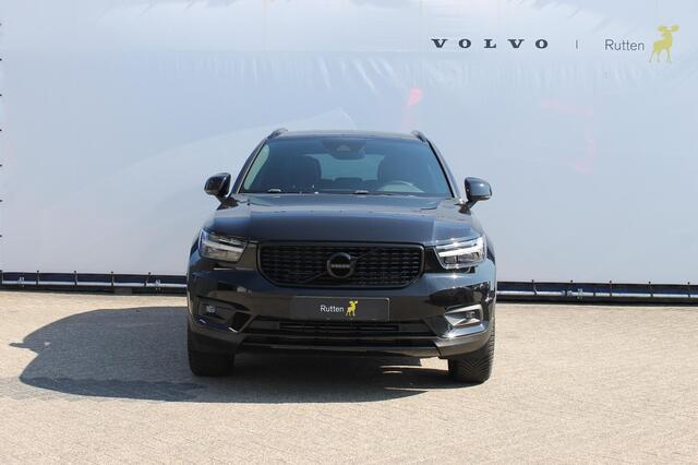Volvo XC40 T5 262PK Automaat Recharge R-Design Cruise Control / Semi Elektrisch Wegklapbare Trekhaak / 19" Lichtmetalen velgen / Parkeersensoren voor en achter met parkeercamera achter / Road Sign Information