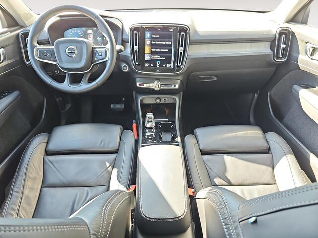 Volvo XC40 1.5 T4 Recharge Inscription | Trekhaak | Lederen bekleding | Stoelverwarming | Keyless Entry |