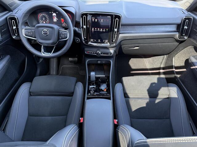 Volvo XC40 1.5 T5 Plug-in hybrid Ultimate Dark | Blis | Trekhaak | Adaptieve Cruise controle | 360° Camera | Panorama Schuif dak |