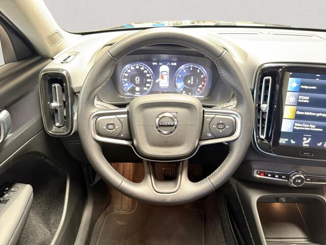 Volvo XC40 1.5 T3 Momentum Pro