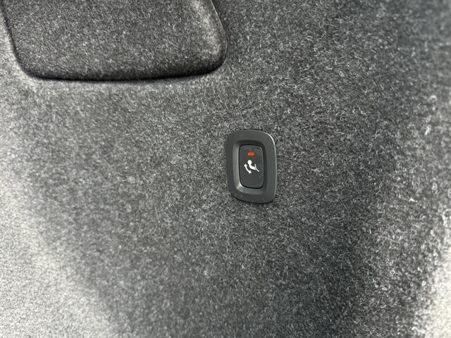 Volvo XC40 1.5 T5 Recharge Inscription| Elektrische trekhaak, Keyless, Came
