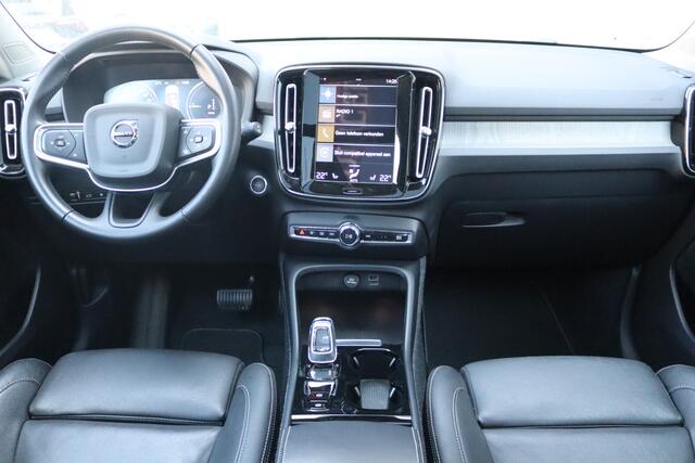 Volvo XC40 1.5 T4 PHEV Recharge Inscription Trekhaak/Panoramadak/Camera/Winter-pack