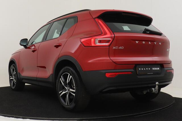 Volvo XC40 B4 (M-HYBRID) PLUS DARK -CAMERA|ADAP.CRUISE|VERW.VOORRUIT|TREKHAAK