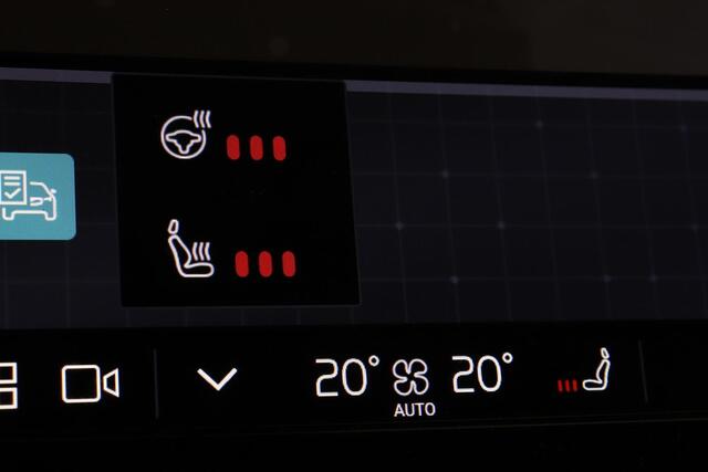 Volvo XC40 B4 (M-HYBRID) PLUS DARK -CAMERA|ADAP.CRUISE|VERW.VOORRUIT|TREKHAAK