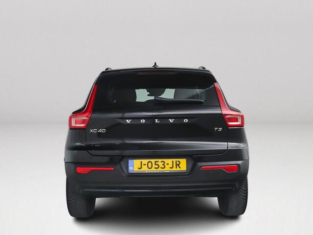 Volvo XC40 T3 Aut. R-Design | Harman Kardon | Stoel- en stuurverwarming | Parkeercamera | Trekhaak