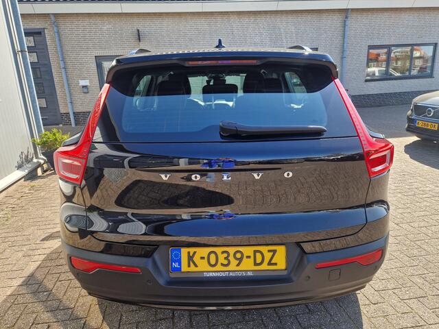 Volvo XC40 Recharge P8 AWD R-Design Camera | Vewarmd stuur