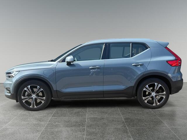 Volvo XC40 1.5 T5 Twin Engine Inscription | Lederen bekleding | Stoelverwarming | Panoramadak | Achteruitrijcamera |