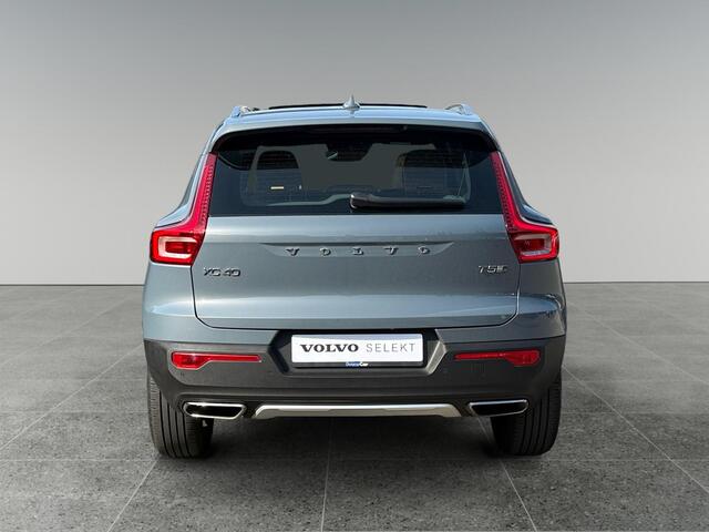 Volvo XC40 1.5 T5 Twin Engine Inscription | Lederen bekleding | Stoelverwarming | Panoramadak | Achteruitrijcamera |
