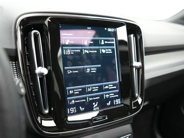 Volvo XC40 T5 Recharge R-Design 261PK Plug In Hybrid | PHEV | Trekhaak af Fabriek | Panodak | Harman Kardon | Alcantara Sportstoelen Verwarmd | 19'' L.M. | Camera |