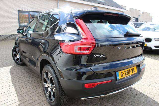 Volvo XC40 1.5 T3 Inscription Camera | Verwarmde stoelen | zwart leder