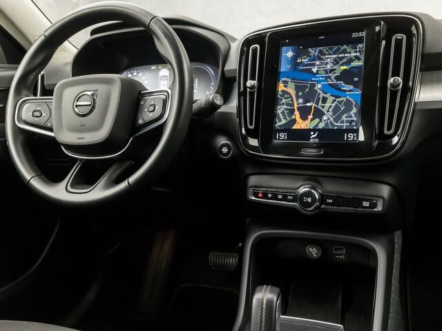 Volvo XC40 1.5 T4 Recharge Inscription 211Pk Automaat (GROOT NAVI, CAMERA, HARMAN/KARDON, ADAPTIVE CRUISE, SPORTSTOELEN, TREKHAAK, PARKEERSENSOREN, LED KOPLAMPEN, NIEUWE APK, NIEUWSTAAT)