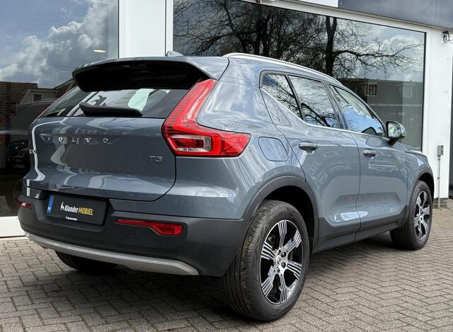 Volvo XC40 1.5 T3 Inscription |Leder|Panorama|Camera|