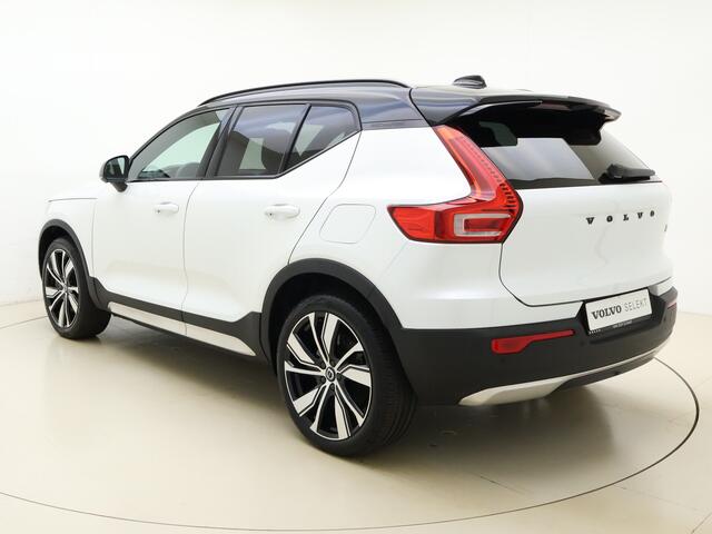 Volvo XC40 Recharge P8 408PK AWD R-Design / Lederen bekleding / Trekhaak / H&K audio / Stoelen met geheugen / camera voor en achter /