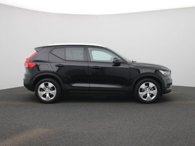 Volvo XC40 1.5 T3 Momentum Stoelverwarming | Parkeer camera | Automaat