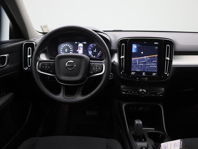 Volvo XC40 1.5 T3 Momentum Stoelverwarming | Parkeer camera | Automaat