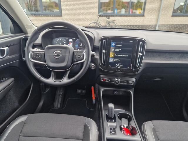 Volvo XC40 1.5 T5 Twin Engine Momentum Pro AUTOMAAT | NL Auto | Verw.stoelen