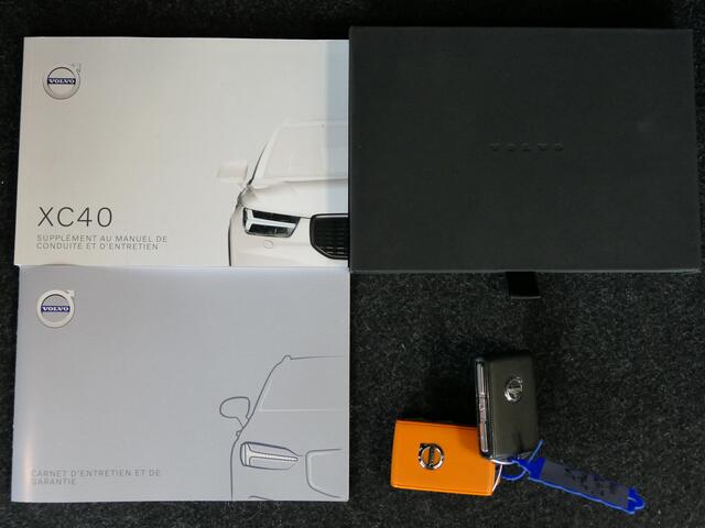 Volvo XC40 T2 AUT R-Design 12 MND garantie Navi / Stuur- en stoelverwarming / Keyless Entry