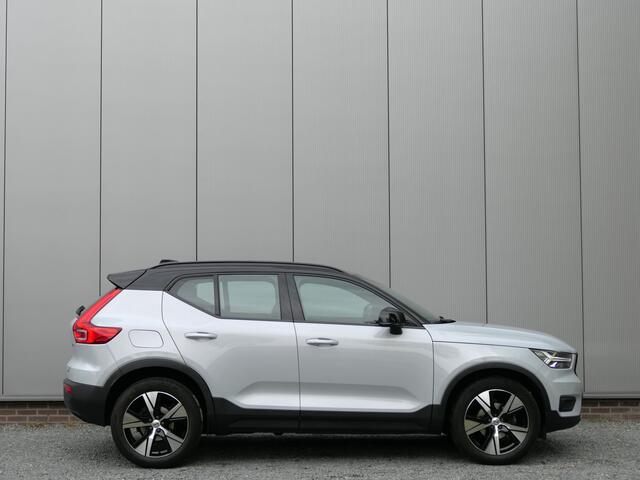 Volvo XC40 T2 AUT R-Design 12 MND garantie Navi / Stuur- en stoelverwarming / Keyless Entry