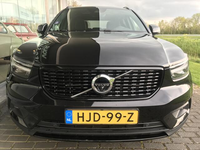 Volvo XC40 1.5 T4 Recharge R-Design | Rijklaar incl 12 mnd Bovag | Panoramadak Adaptieve cruise Donker glas