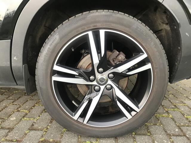 Volvo XC40 1.5 T4 Recharge R-Design | Rijklaar incl 12 mnd Bovag | Panoramadak Adaptieve cruise Donker glas