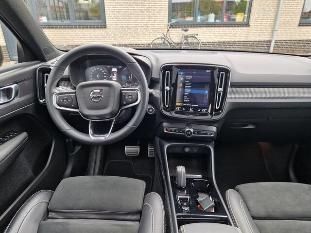 Volvo XC40 1.5 T4 Recharge R-Design Panoramadak | Cam | Keyless