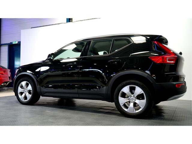Volvo XC40 2.0 D3 AWD 110kW/150pk Aut8 Momentum Pro LED KOPLAMPEN + LANE ASSIST + LEER + STOELVERWARMING + NAVI SENSUS + KEYLESS ENTRY&GO + CAMERA + EL.ACHTERKLEP + CLIMA + CRUISE + KEYLESS ENTRY&GO + DRIVE MODES + PARKSENSOREN V&A + 18" LM-VELGEN!!