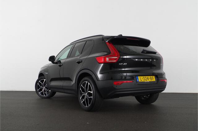 Volvo XC40 1.5 T3 > 157pk/Afneembare trekhaak/Camera/Getint glas/18inch velgen...