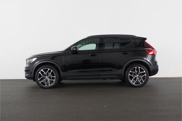 Volvo XC40 1.5 T3 > 157pk/Afneembare trekhaak/Camera/Getint glas/18inch velgen...