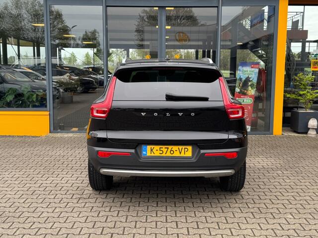 Volvo XC40 1.5 T3 Inscription - Leer - stoel/stuurverwarming - camera