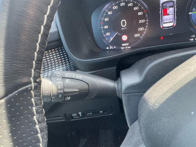 Volvo XC40 1.5 T4 Recharge R-Design