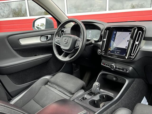 Volvo XC40 1.5 T3 Momentum Pro AUTOMAAT / TREKHAAK / FULL LED / STOELVERW / CARPLAY / CAMERA / NAVI / CLIMA / NL-AUTO