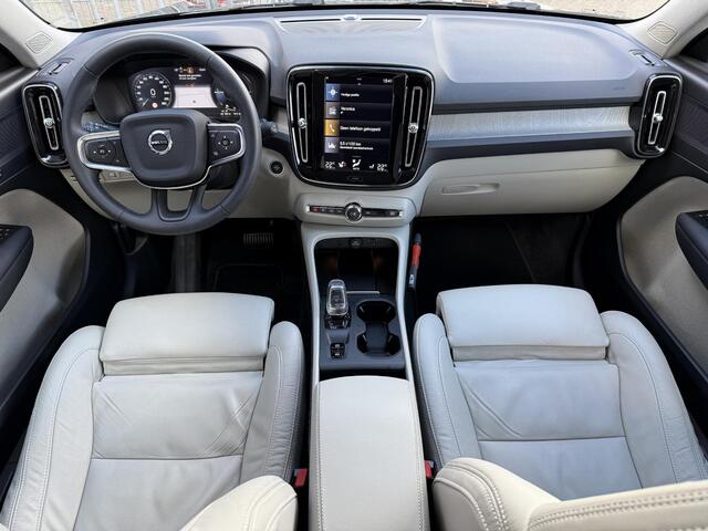 Volvo XC40 1.5 T4 Recharge Inscription | Trekhaak | 360° Camera | BLIS | Adaptieve Cruise Controle | All Season | Standkachel | Leder | Memory |