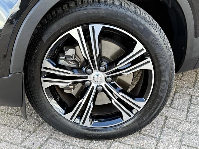 Volvo XC40 1.5 T4 Recharge Inscription | Trekhaak | 360° Camera | BLIS | Adaptieve Cruise Controle | All Season | Standkachel | Leder | Memory |