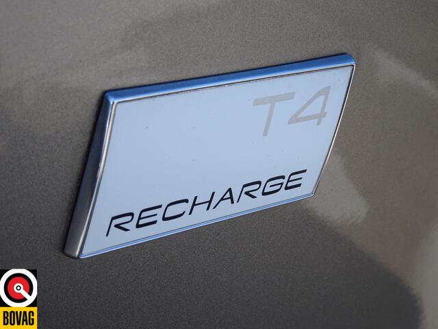 Volvo XC40 1.5 T4 Recharge Momentum Pro