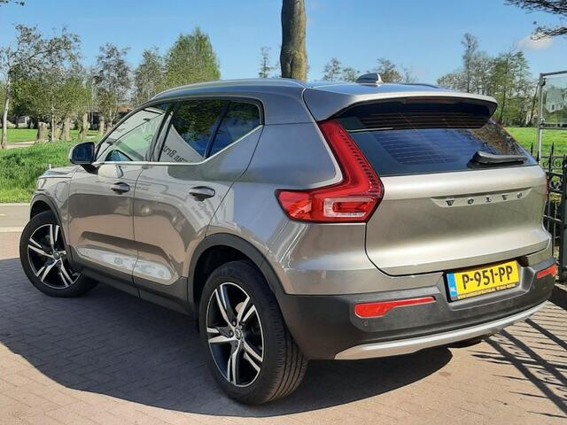 Volvo XC40 1.5 155Kw Navigatie - Cruise-control - Leder - Verwarmde voorrui