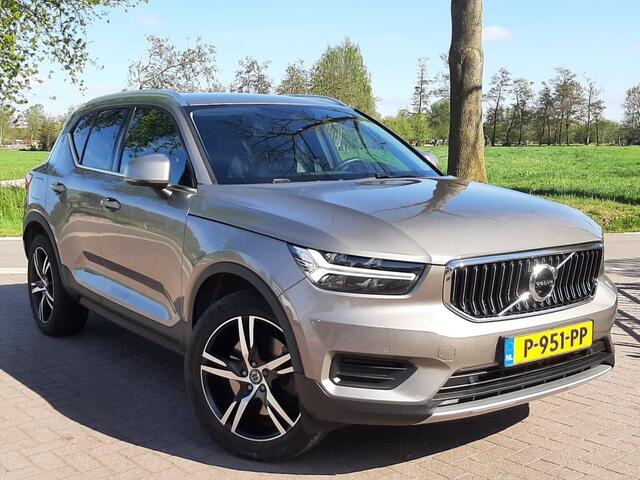 Volvo XC40 1.5 155Kw Navigatie - Cruise-control - Leder - Verwarmde voorrui