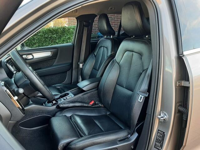 Volvo XC40 1.5 155Kw Navigatie - Cruise-control - Leder - Verwarmde voorrui