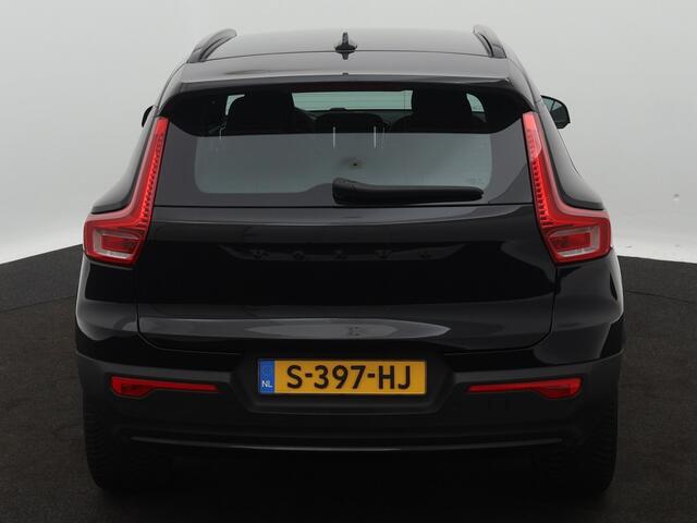 Volvo XC40 Recharge Plus | Black Pack