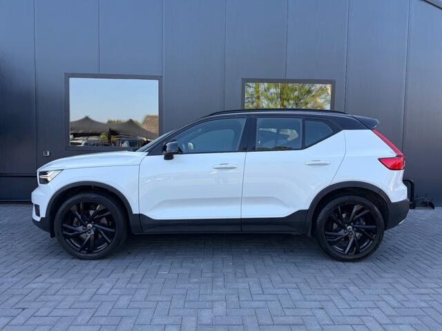 Volvo XC40 2.0 T4 R-Design / Adaptive CC / Camera / Stoelverw. / LED