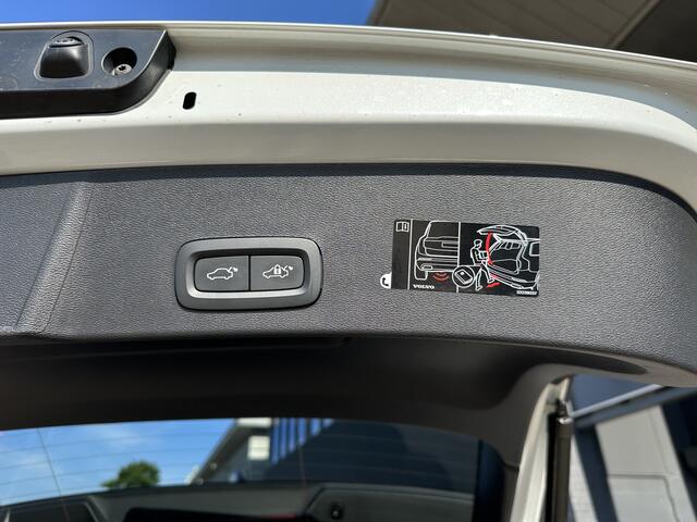 Volvo XC40 1.5 T5 Recharge R-Design Trekhaak Panodak