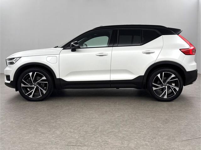 Volvo XC40 1.5 Twin Engine R-Design 262PK Pano Trekhaak LED Harman/Kardon Virtual Clima Cruise Camera Carplay PDC Navi 20"LMV