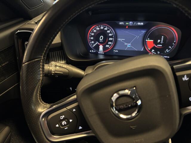 Volvo XC40 1.5 T4 Recharge R-Design / Panodak / Stuur- en Stoelverwarming / Dab+ / Harman-Kardon / BLIS / 20 inch / 360 camera / Keyless - Full LED -