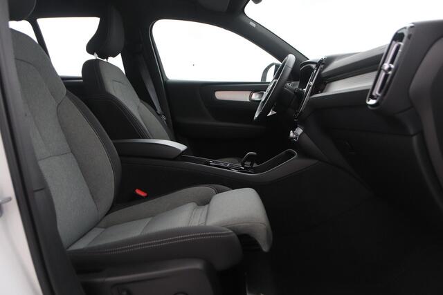 Volvo XC40 T5 Plug-in hybrid Plus Dark | harman/kardon | Trekhaak | Camera | Stoel+Stuurverwarming | Keyless