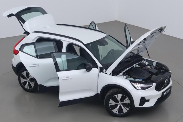 Volvo XC40 T5 Plug-in hybrid Plus Dark | harman/kardon | Trekhaak | Camera | Stoel+Stuurverwarming | Keyless