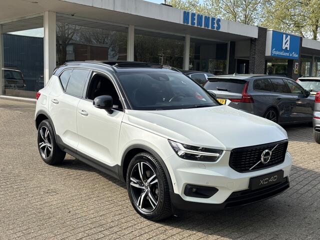 Volvo XC40 2.0 T5 AWD R-Design Intro Edition 360 Pano Pilot Assist Keyless