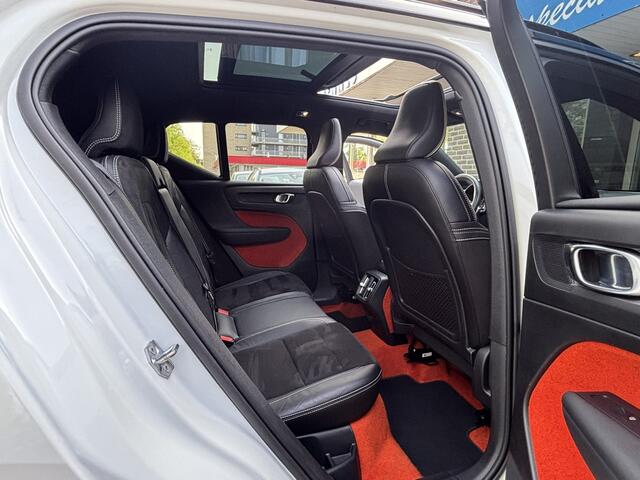 Volvo XC40 2.0 T5 AWD R-Design Intro Edition 360 Pano Pilot Assist Keyless