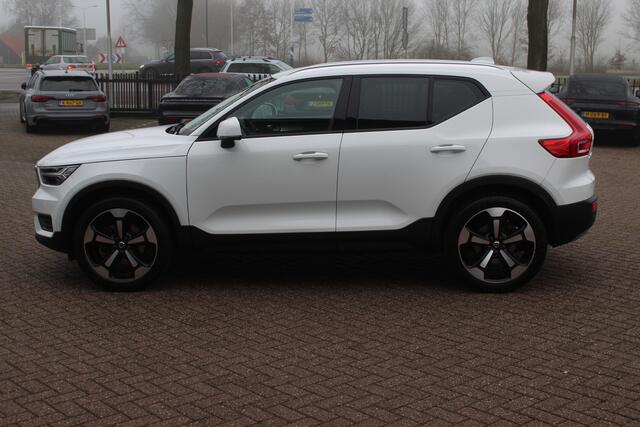 Volvo XC40 2.0 T4 Inscription / Half leder / Navigatie / Parkeerhulp V+A / 18'' / LED Koplampen / Stoelverwarming / Cruise Control