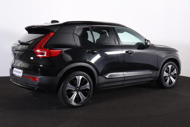 Volvo XC40 Recharge Ultimate 70 kWh - Panorama/schuifdak - IntelliSafe Assist & Surround - 360º Camera - Verwarmde voorstoelen & stuur - Parkeersensoren voor & achter - Elektr. bedienb. voorstoelen met geheugen links - Draadloze tel. lader - Warmtepomp - Extra getin